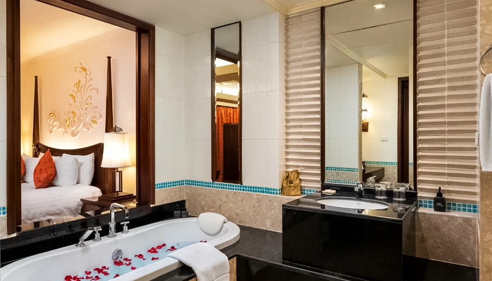 هتل پاتونگ پاراگون ریزورت پوکت